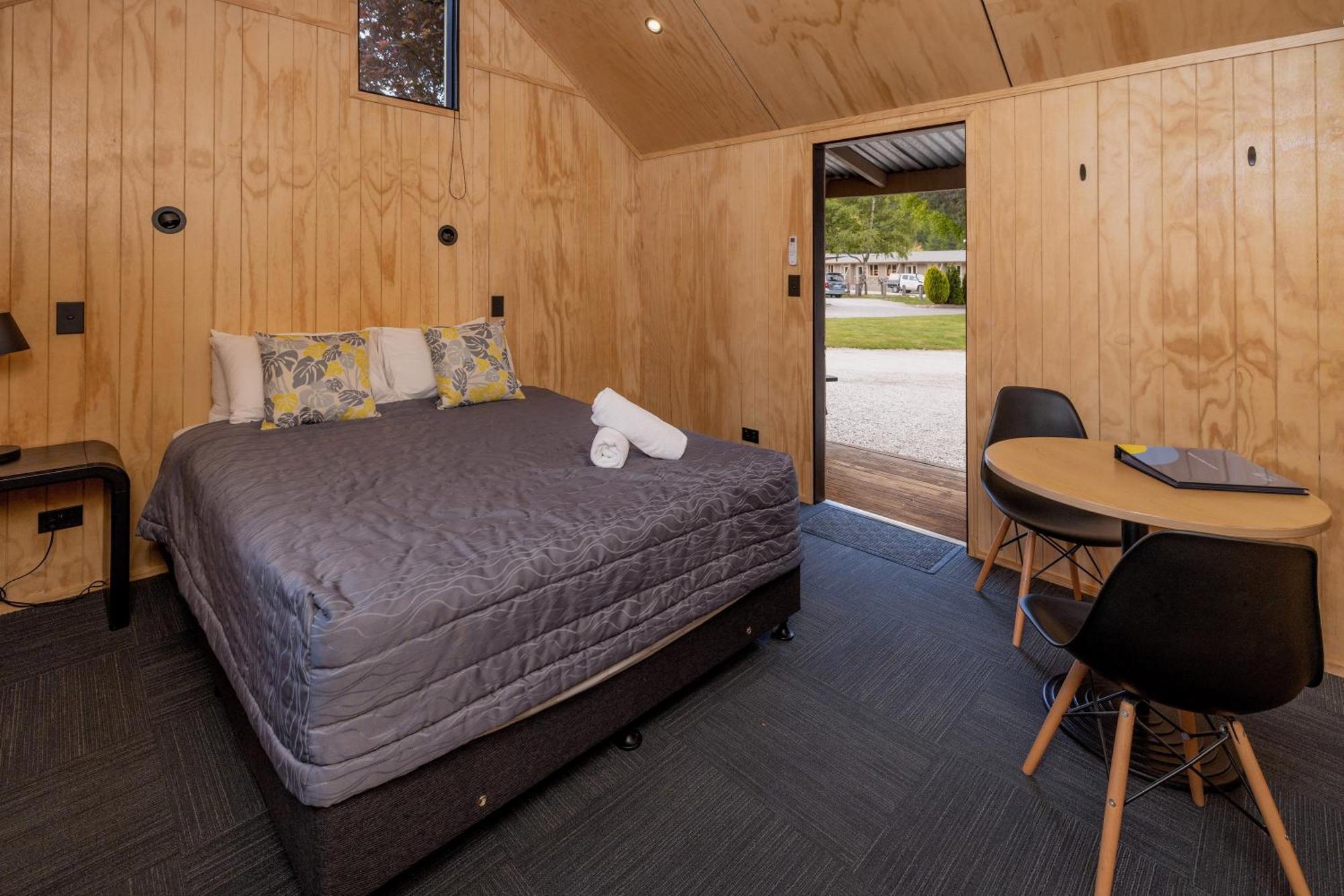 Queenstown Top 10 Holiday Park Exterior photo