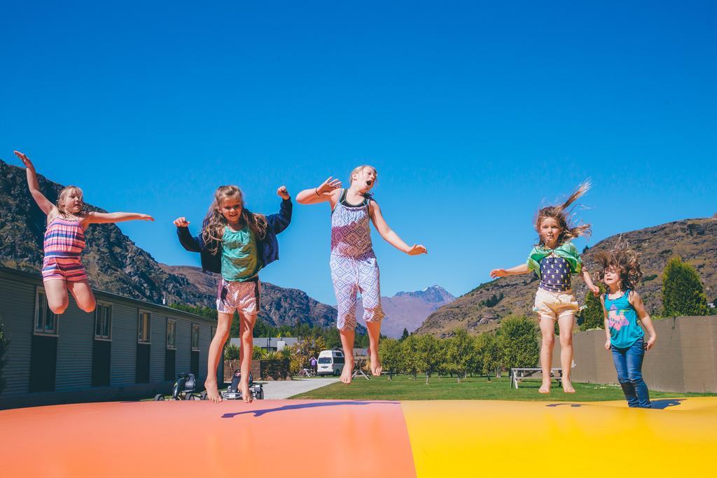 Queenstown Top 10 Holiday Park Exterior photo